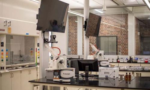 UVA Chemistry Chosen as ACS Bridge Program Partner