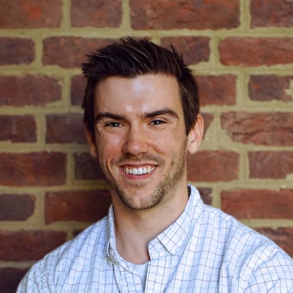 Headshot of Eric Donarski